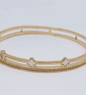 Clover Handcuff