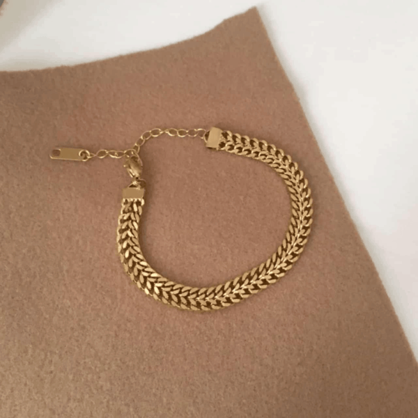 Sleek Bracelet