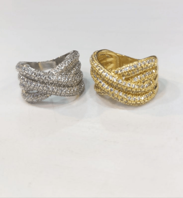 White yellow gold knotted Ring